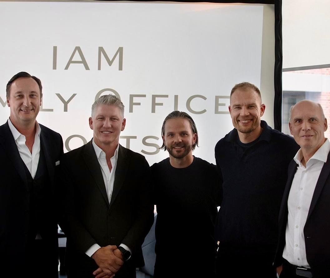 Holger Badstuber with the IAM Family Office Sports team